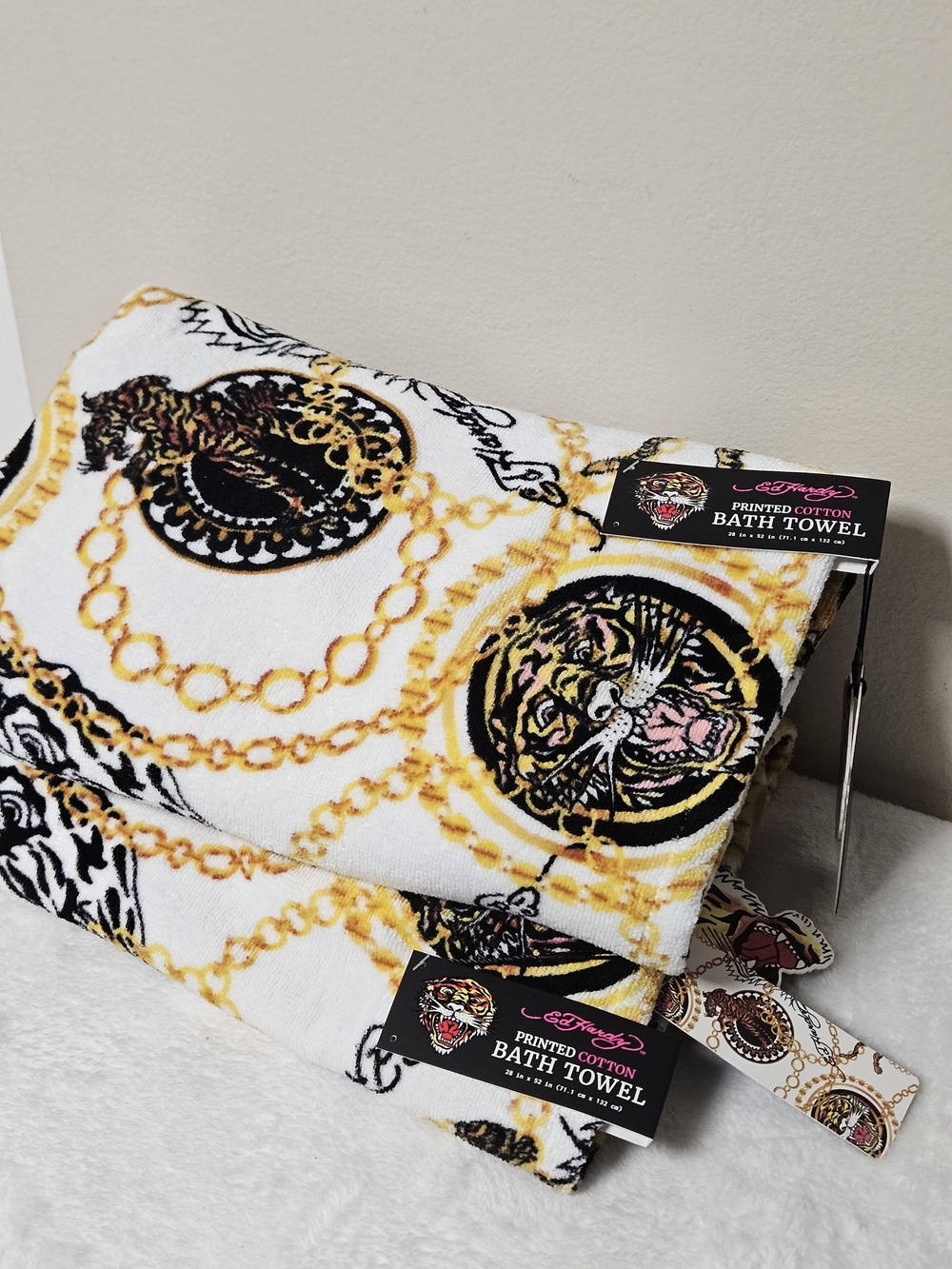 Ed Hardy TWO Bath Towel Graphic Tiger Chains Y2K Edgy Statenent